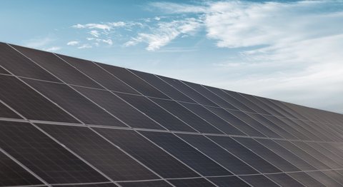 Pressmeddelande: Svea Solar förvärvar två solparker i Mellansverige