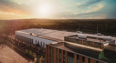 Tre sätt för företag att investera i solenergi – med eller utan tak