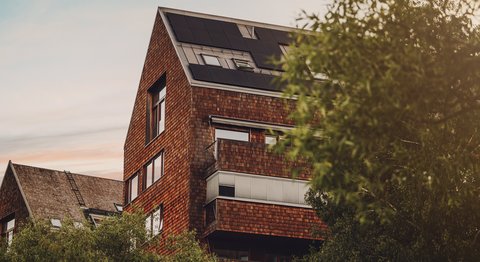 Solpanelerna spar el och bygger gemenskap för Vattendroppen