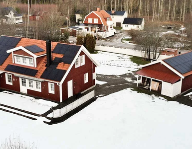 Solceller på gammalt tak - vad är ok?
